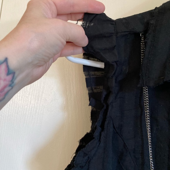 ***Rare Abbey Dawn for Alice in Wonderland Black Silver Chain Detail Blouse #S - Picture 7 of 10